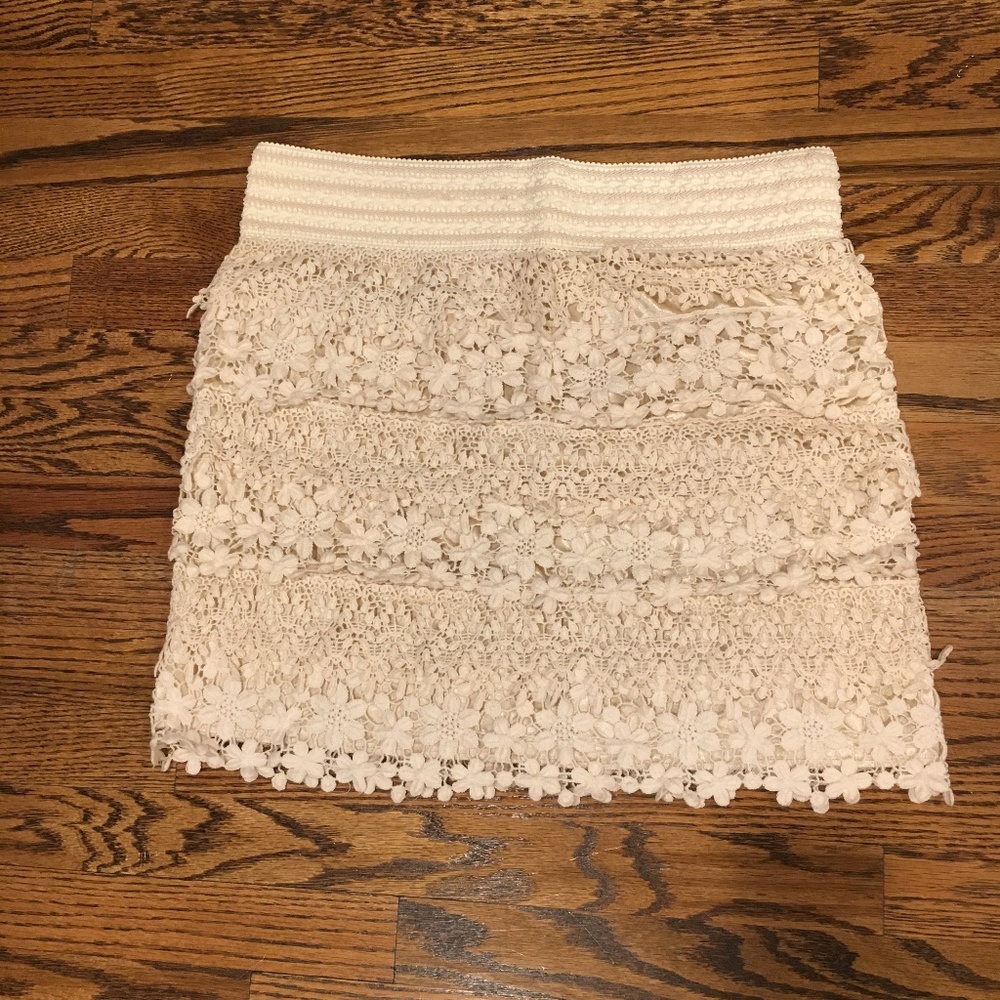i.JOAH Antique Cream Lace Skirt, L
